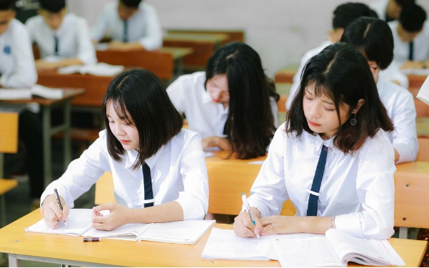 Học sinh cấp 3 khi nào cần học thêm Tiếng Anh